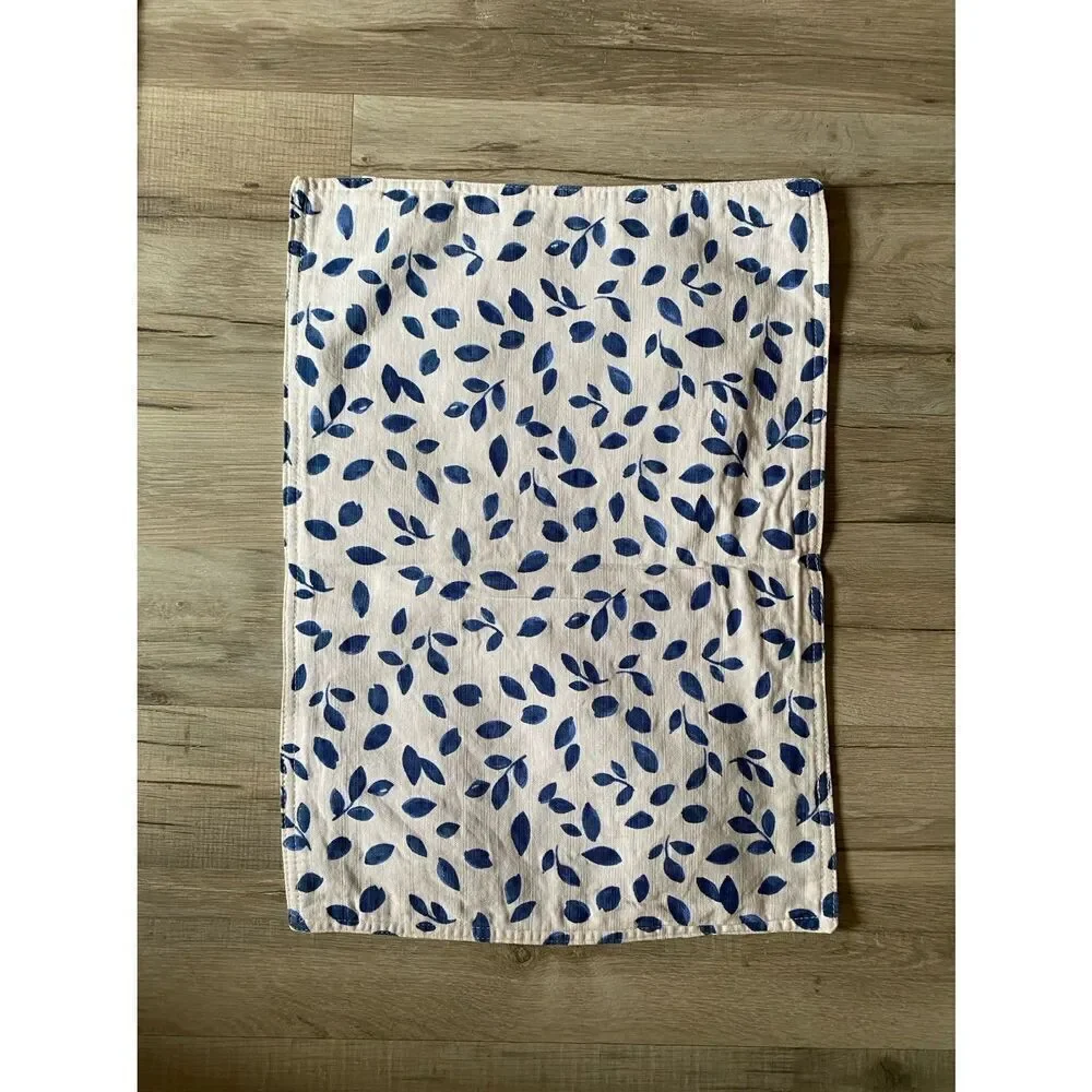 Simple Botanical Reverse Abstract Design 4 Table Placemats